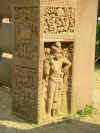Sanchi10.jpg (73372 byte)
