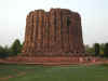 QutbMinar3.jpg (114167 byte)